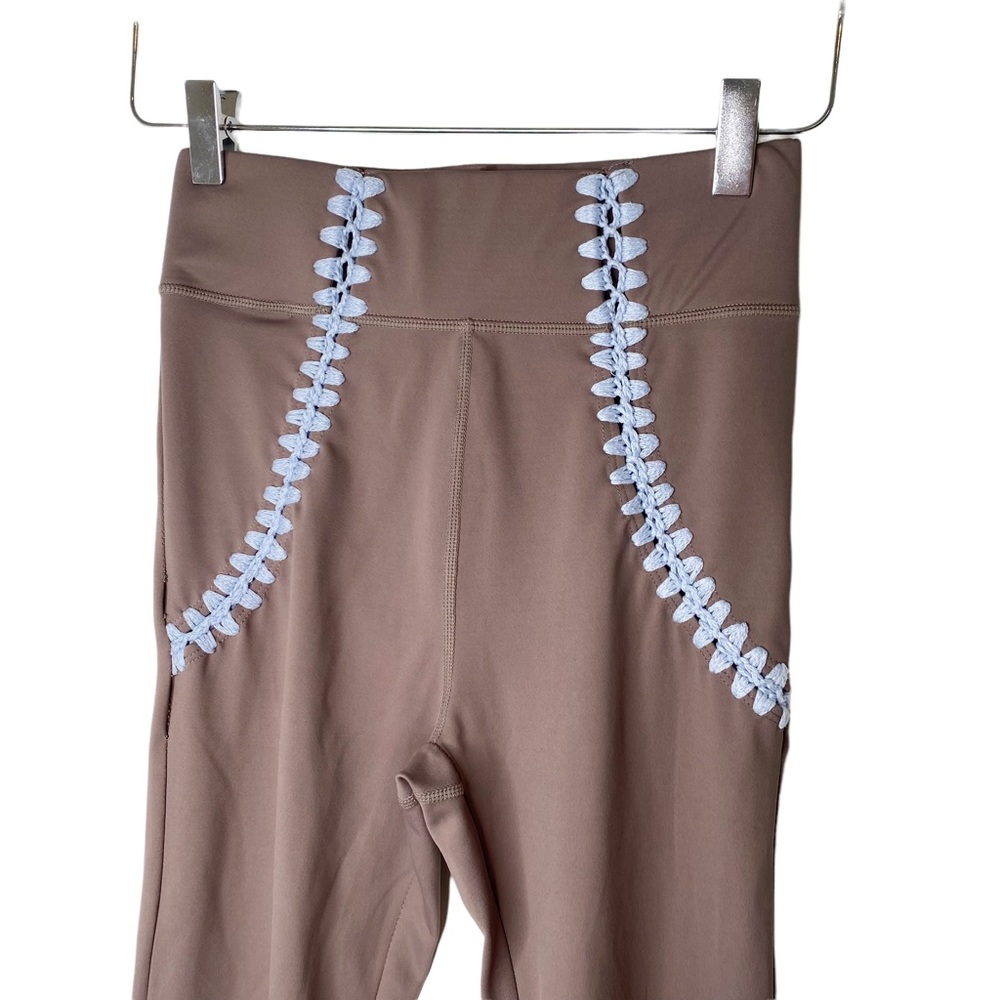 Carbon38 La Plage Crochet Stitching Leggings Tan Size XS - Picture 6 of 12